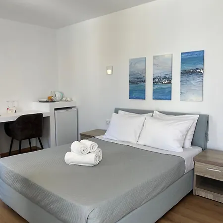 Douskos Guesthouse Hydra  Exterior photo