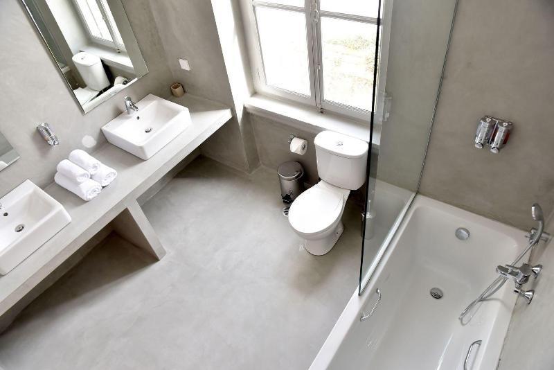 Douskos Guest house 3*