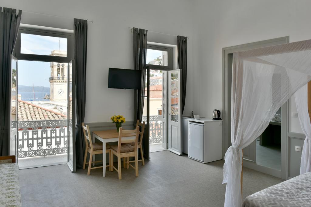 Guest house Douskos