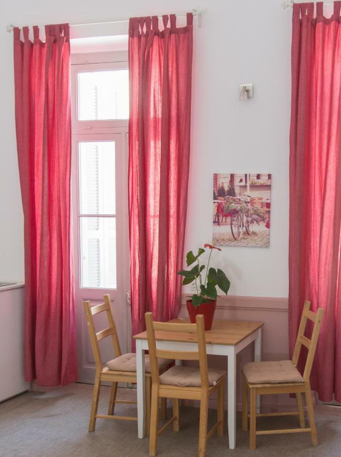 Douskos Guest house 3*