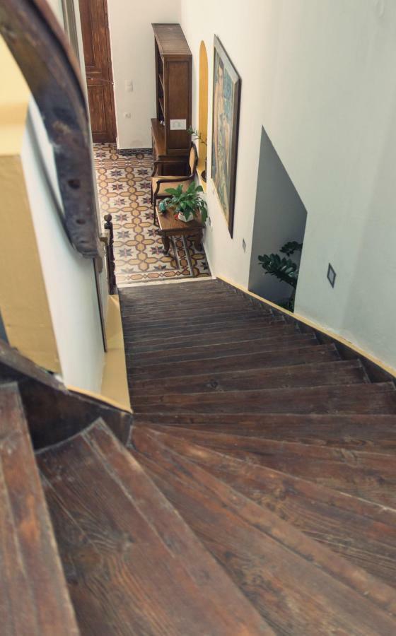Guest house Douskos